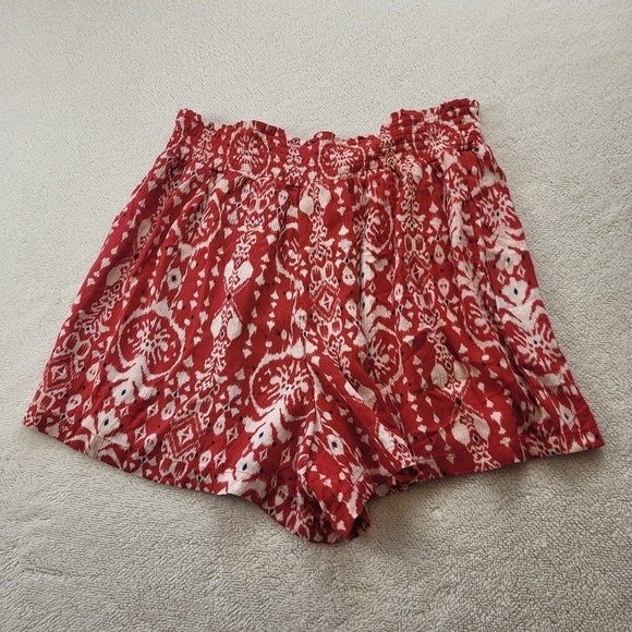 Knox Rose Red Flowy Boho Pull-On Lined Shorts Smoked Waist Women's Size Med - Picture 2 of 8